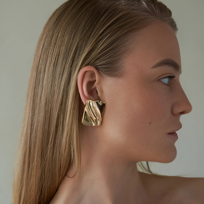 Hailey Ribbed Earrings