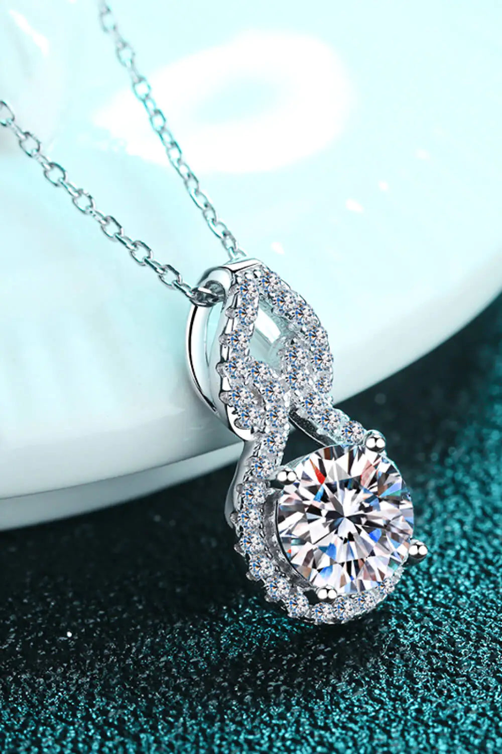 Radiant Charm Moissanite Pendant Necklace - Primesen