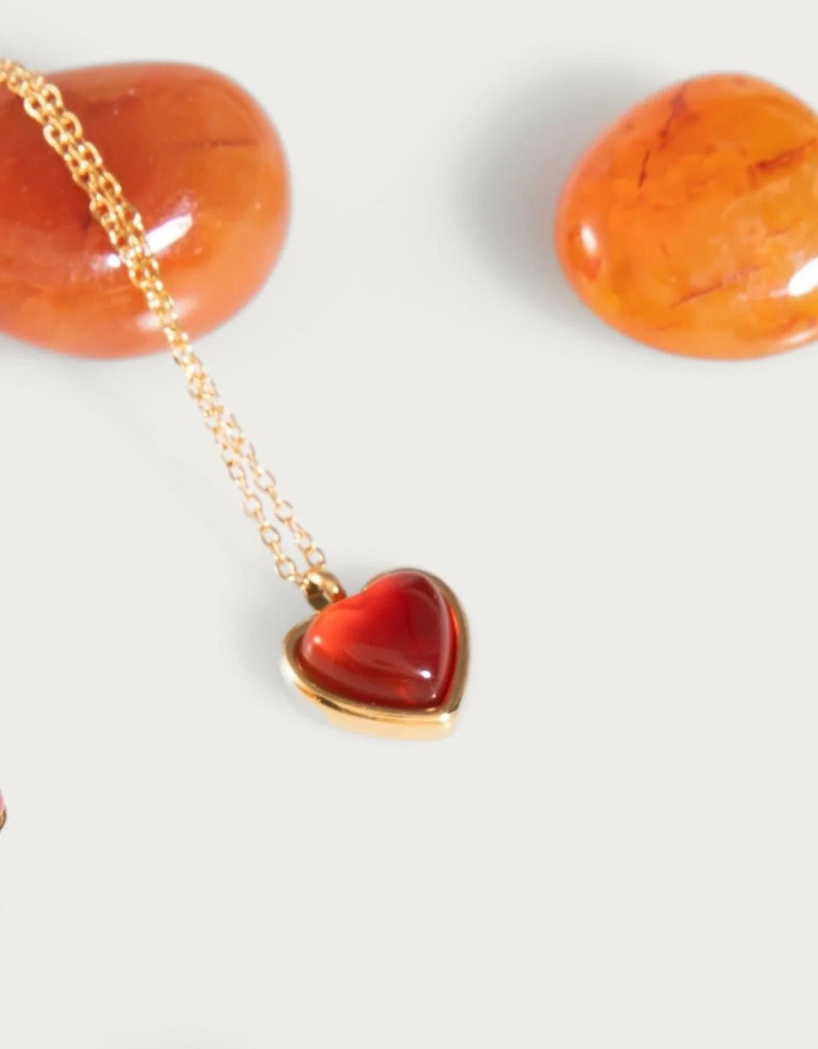 Radiance - Carnelian Stone Heart Necklace - Primesen