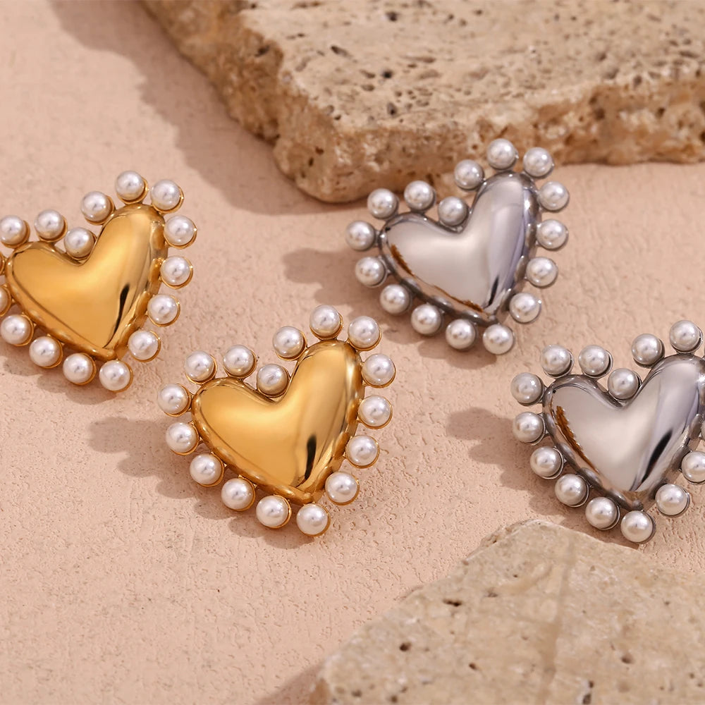 Isabelle Heart Pearl Stud Earrings