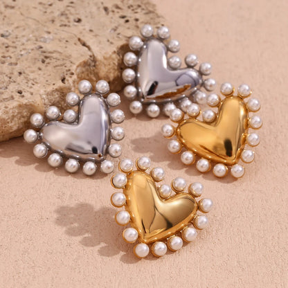 Isabelle Heart Pearl Stud Earrings